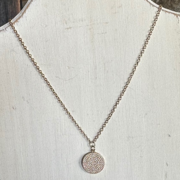 GOLD NECKLACE WITH PAVE COIN CHARM FROM CLASSIC - Picture 4 of 8